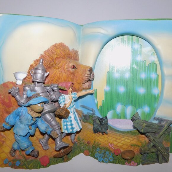 Vintage The Wizard of Oz 3D Storybook Picture Frame 9" x 6.25" - Picture 6 of 9